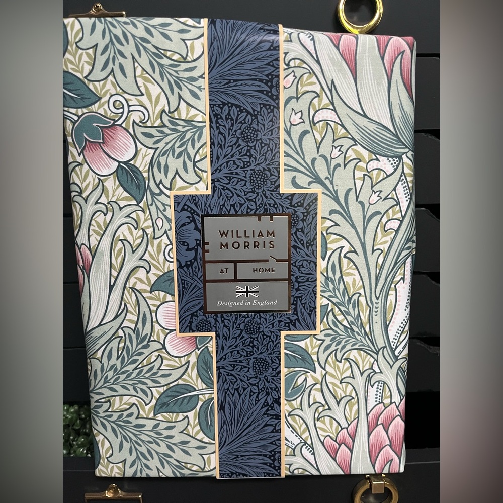 NWT William Morris at Home 3 pc Queen Duvet Set Artichoke Dusty Rose
